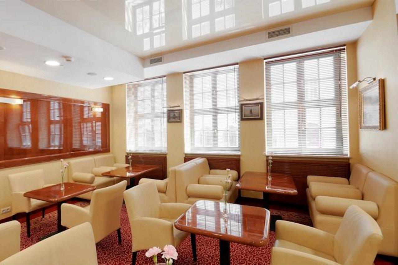 Hotel Wolne Miasto Old Town กดัญสก์ ภายนอก รูปภาพ